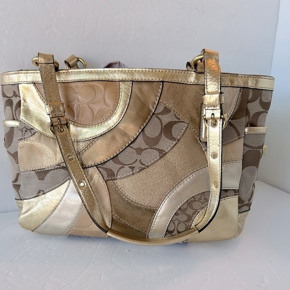 Coach NWOT Mosaic Patchwork Medium Tote - Picture 1 of 11